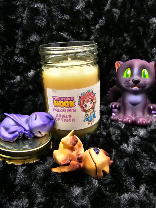 Paladin's Shield of Faith: 10 oz D&D Soy Candle