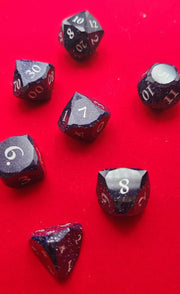 Mizuki's Hoard Moonveil Glass Polyhedral Dice Set