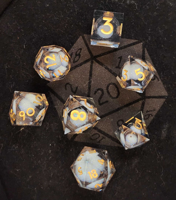 Mizuki's Hoard Frostheart Sharp Edge Resin Polyhedral Dice Set