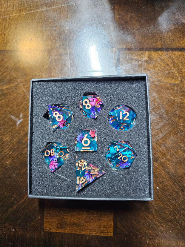 Mizuki's Hoard Acrylic/Resin/Liquid Core Dice Blind Bag
